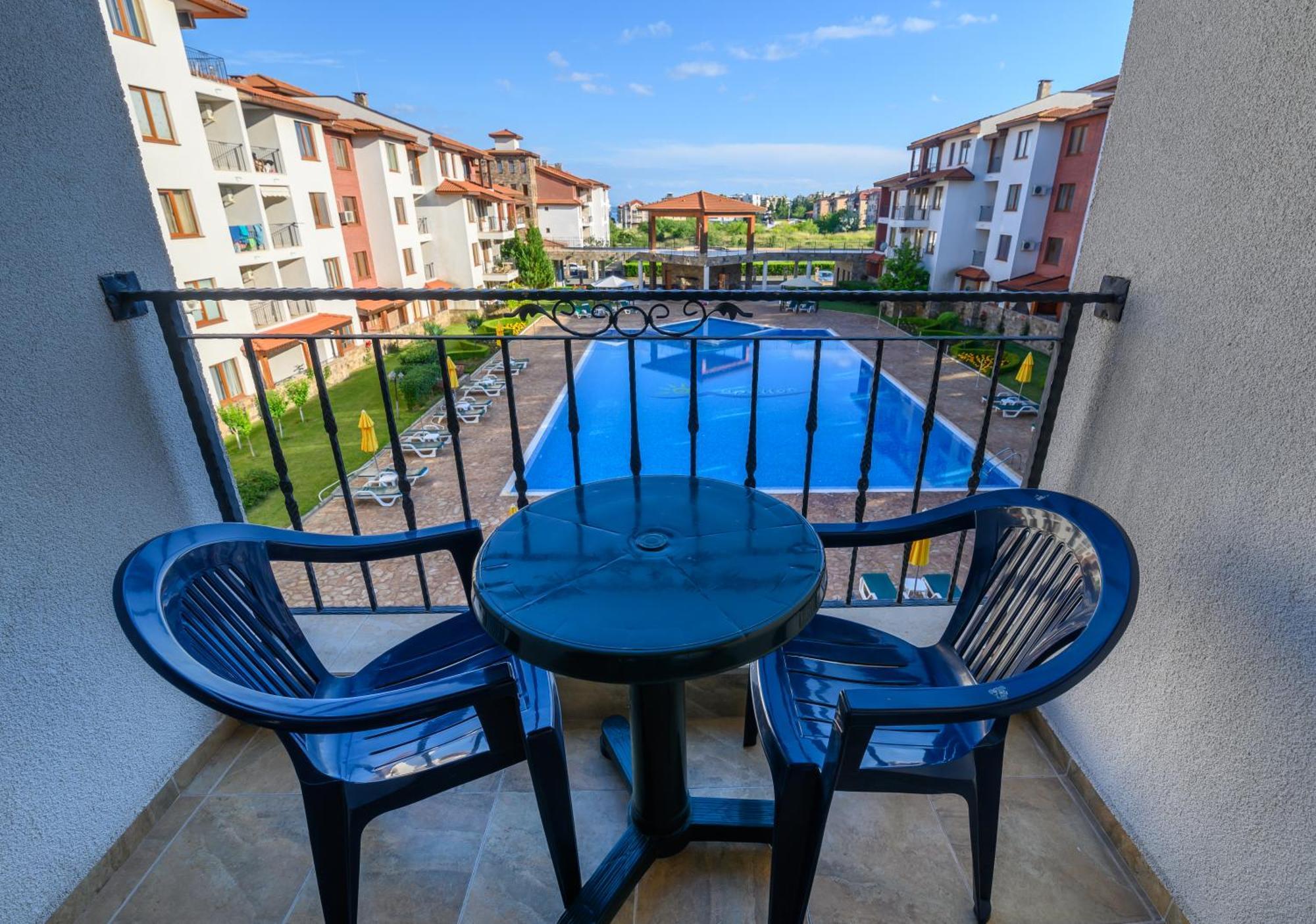 Apollon Apartments Nessebar Eksteriør billede