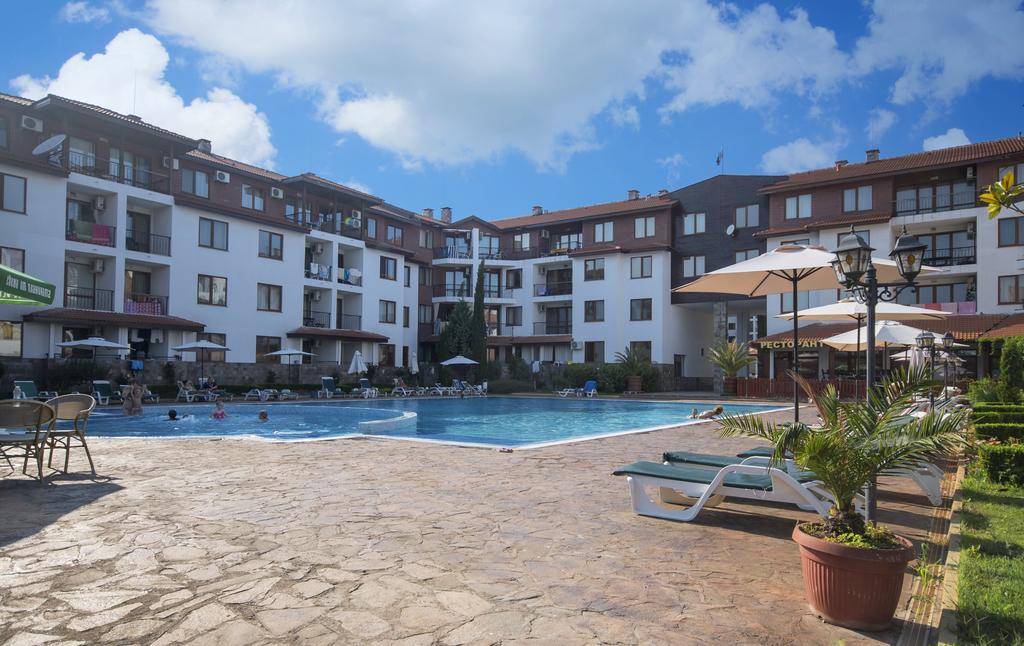 Apollon Apartments Nessebar Eksteriør billede