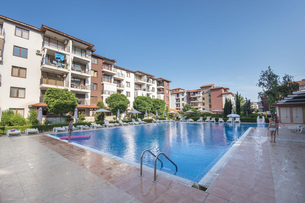 Apollon Apartments Nessebar Eksteriør billede